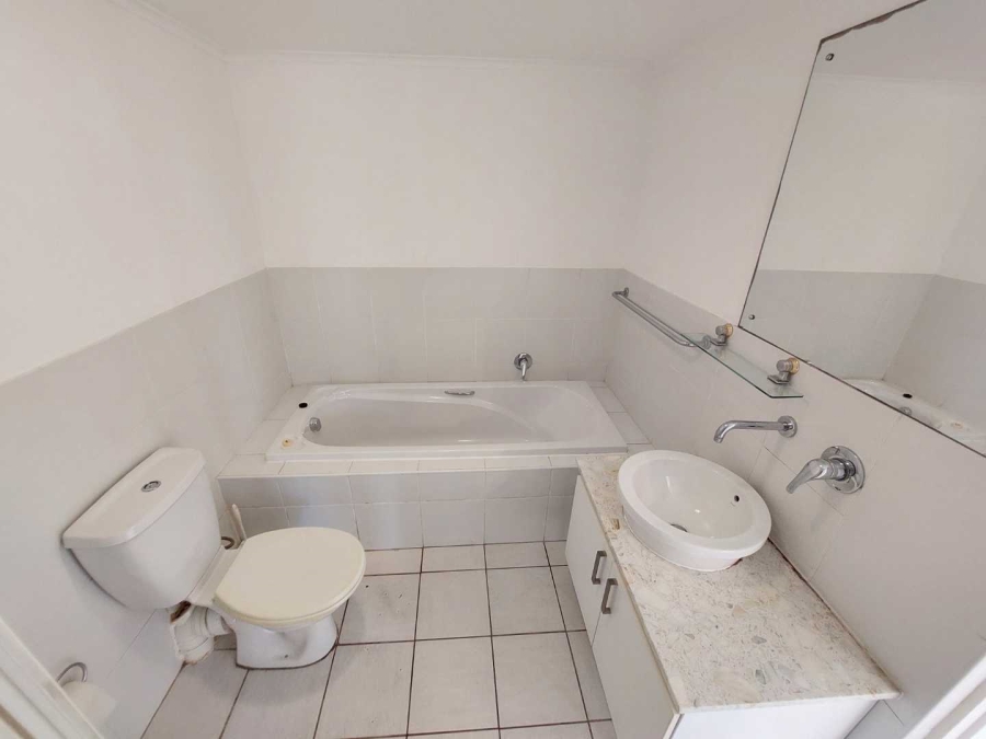 To Let 2 Bedroom Property for Rent in Rondebosch Western Cape